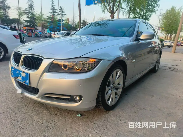 宝马3系 2012款 320i 2.0 手自一体 豪华型 - 图片 4