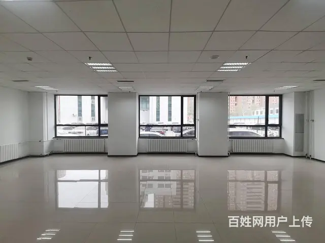 甲方直租 世纪大厦地铁口 一楼155平 送免租期停车位 - 图片 2
