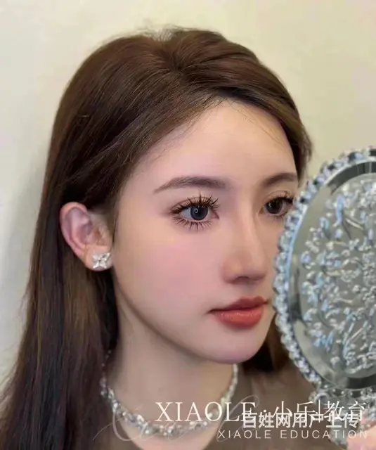 新娘跟妆   美甲美睫纹绣 - 图片