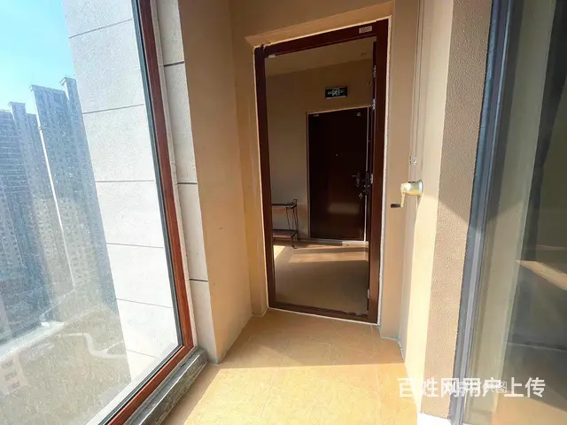 总有一处让人忘形的舒展自己，包税好楼层一线海景华发九龙湾 - 图片 10