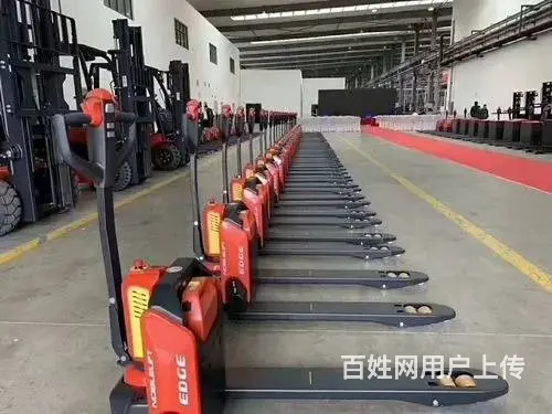 小铁牛租赁地牛出租电动堆高车柴油叉车大迁移叉车平衡 - 图片 3
