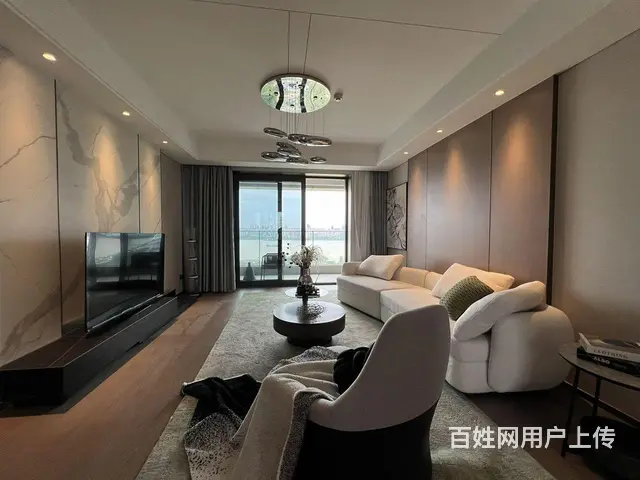 武汉天地 头道街地铁口 黄浦路 二七滨江 一线豪华 - 图片 2