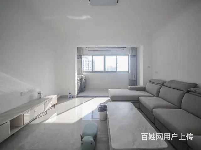 市中 心永叔龙湾，满5年，产证到手，精装修3房2卫拎包入住 - 图片 1