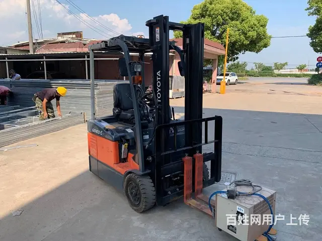 丰田1.5吨电动叉车 个人小体积二手叉车低价处理 - 图片 3
