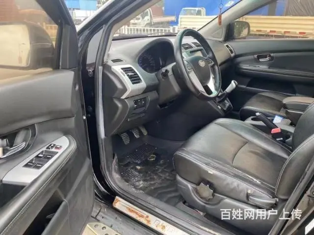 比亚迪 比亚迪S6 2014款 2.0 手动 豪华型7座 - 图片 4