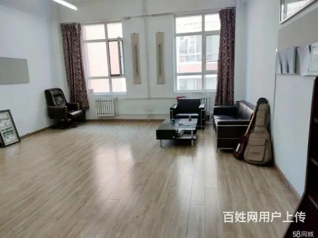 南岗学府四道街黑大写字楼出租 - 图片 2