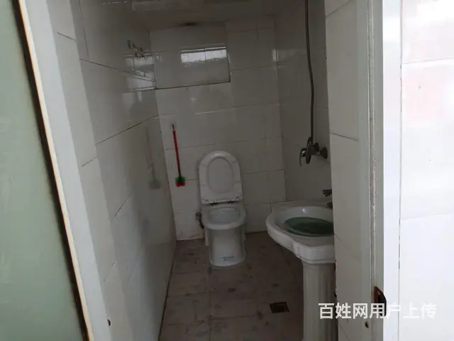 一楼一楼带院干净整洁简单的设施齐全拎包入住 - 图片 8