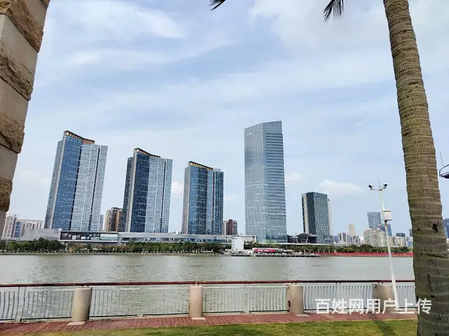 珠海 轻轨站0距离的高端写字楼 中海环宇城 380㎡河景办公 - 图片 1