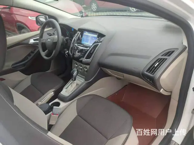 福特 福克斯 2012款 福克斯-两厢 1.6 双离合 舒适 - 图片 8