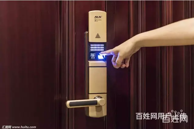 15分钟到 邹区开锁换锁 开汽车锁防盗门保险箱 - 图片 1