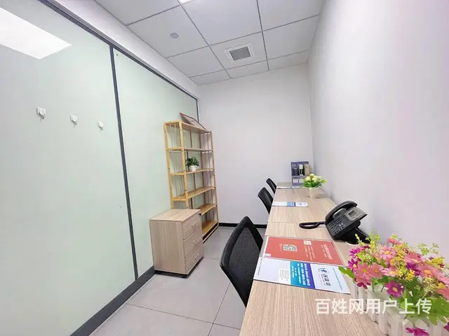 新年特价，五一商圈靠窗小办公室，拎包入住，交通便利 - 图片 1