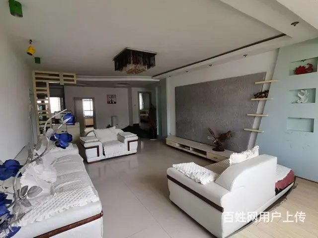 佳业商住楼，三室双卫 证齐支持按 揭  随时有 钥匙看房方便 - 图片 1
