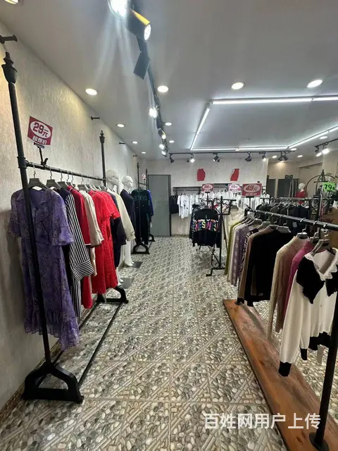 【搞定了！】南岗区征仪路大众新城服装店出兑转让可空兑 - 图片 3