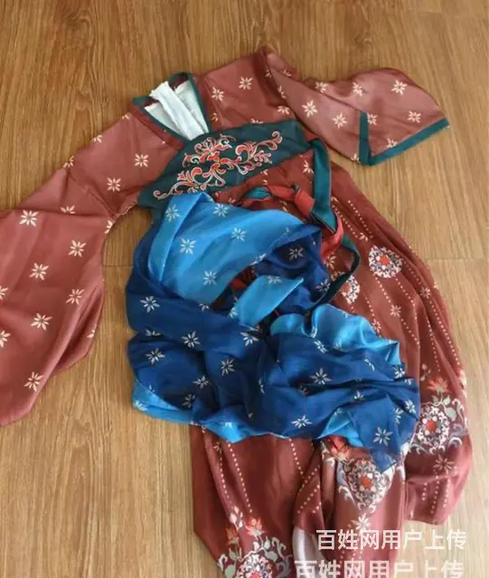 优雅儿童款汉服 - 图片 1