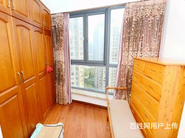 滨江区政府  倾城之恋花园  3室  2厅 - 图片 1