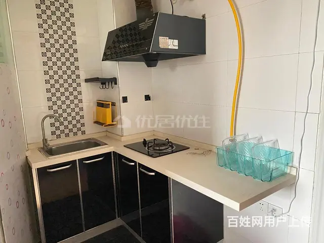 自由空间 精装一室一厅 拎包入住 - 图片 3