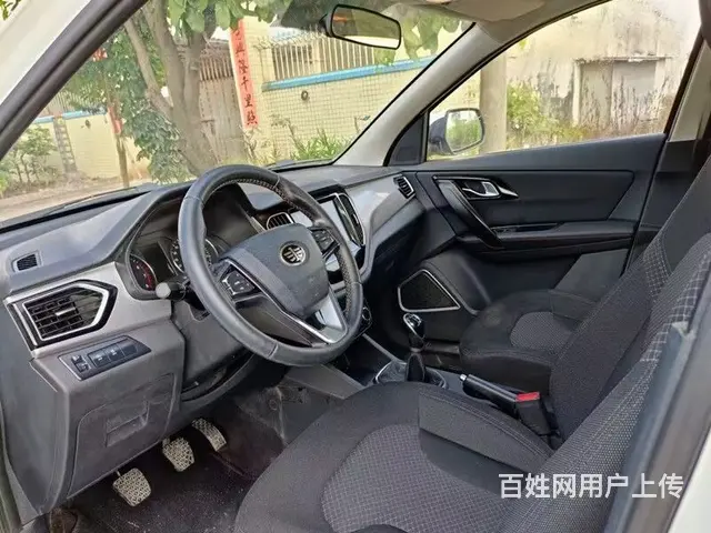 一汽 森雅R7 2017款 1.6 手动 豪华型 - 图片 7