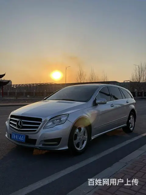 奔驰R-Class [R级](进口) 2007款 R 500 - 图片 9