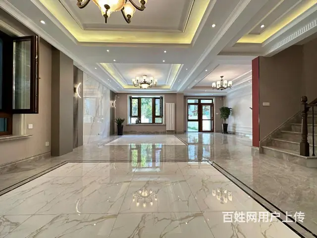 捡漏外滩   1带2层 下叠 共四层 带车位 赠花园 - 图片 1