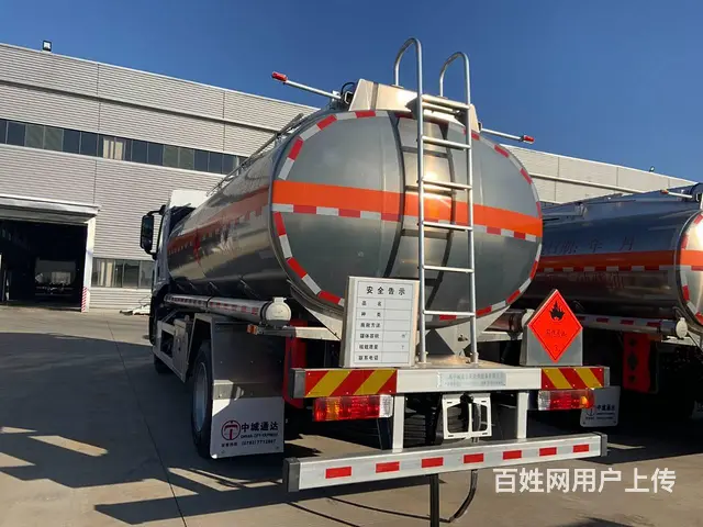 国六东风柳汽满载11吨油罐车 - 图片 5