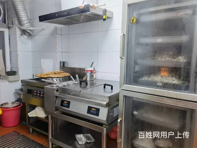 7354(七P)个人城中区11中学夜市东口处混沌店转让 - 图片 6
