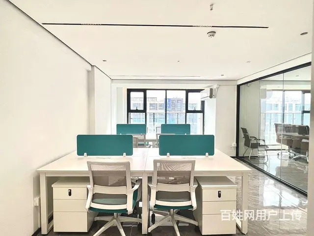 龙禧中心豪华装修落地玻璃办公场地两个房间有家具空调 - 图片 1