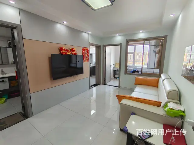 4楼 南北通透 精装地热 家具家电齐全 拎包入住 - 图片 1