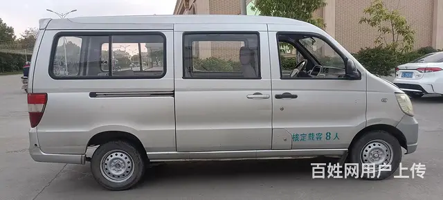 加长版五菱之光面包车 - 图片 3