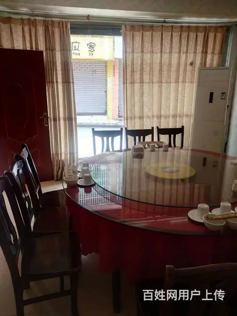 板桥镇天台路280平餐馆转让 - 图片 1