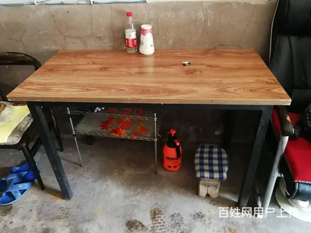 桌子2个出售 - 图片 1