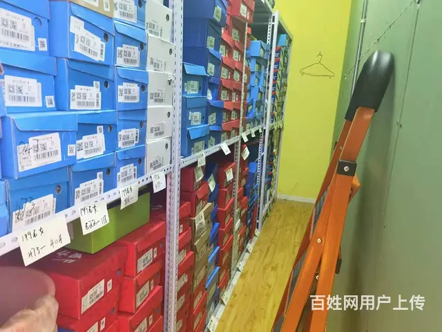 7564(七P）个人城西区力盟中心地下体育场内回力体育转让 - 图片 4