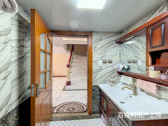 凤凰湖畔精装修顶层复试洋房出售 - 图片 6