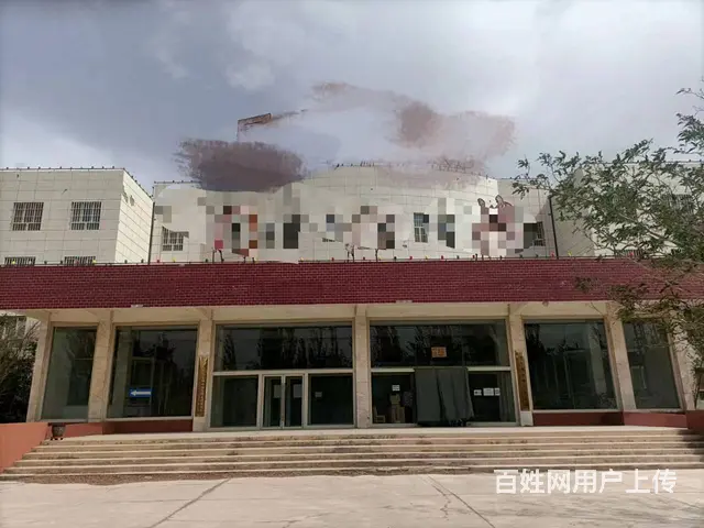B个人一开发区大门写字楼对外出租 - 图片 1