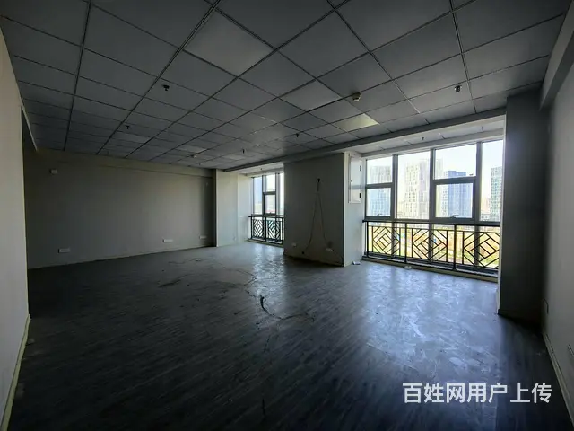 大龙湖旁永嘉广场100平纯办公高层南向出售 - 图片 6