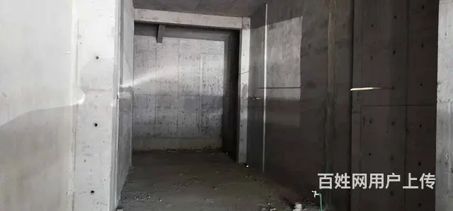 位置优越 人流量大 无行业限制 随时可以前来实地考察看店 - 图片 1