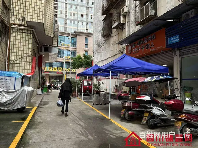 （四川铺鑫网）二中巴菲特对面40平餐饮店转让 - 图片 2
