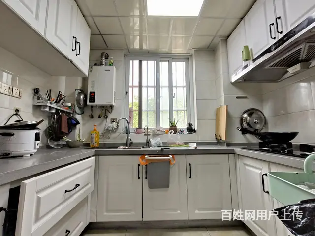 泉城旁 低层精装三室 中央空调地暖 拎包即住 家具家电全送 - 图片 8