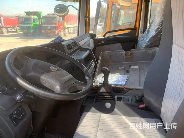 车主急售18年国5排放联合卡车，烧天然气，车厢8米 - 图片 6
