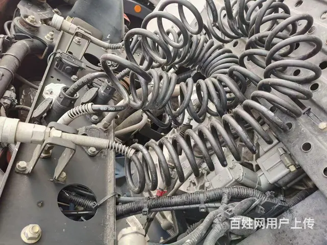 国六悍威 高顶平地板460马力手动挡挡 - 图片 6