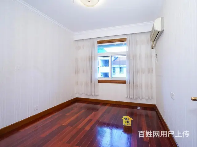 滨江开发商，正气三房   有阁楼 - 图片 1