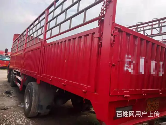 国五前四后四高栏车245马力9米6货厢江淮 - 图片 3