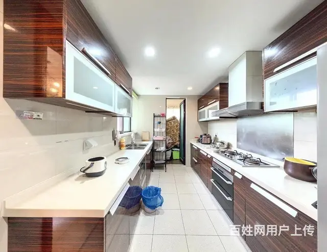 华发商都旁·华发新城六期 4室2厅 南 - 图片 1