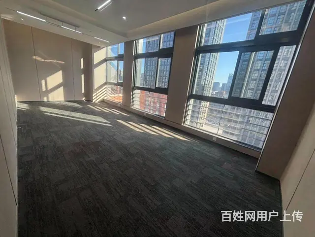 地铁口100米正对电梯口，房东配齐家具，远程智能控制 - 图片 7