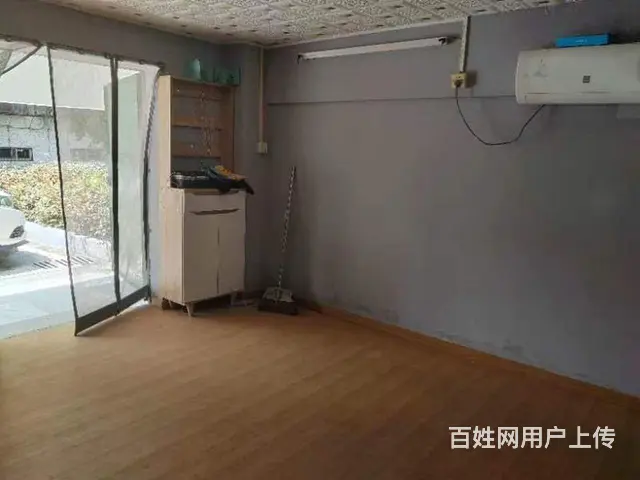 香洲区府旁小区内25平一楼仓库出租 - 图片 2
