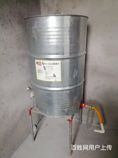 大油桶加工下出阀门 - 图片 1