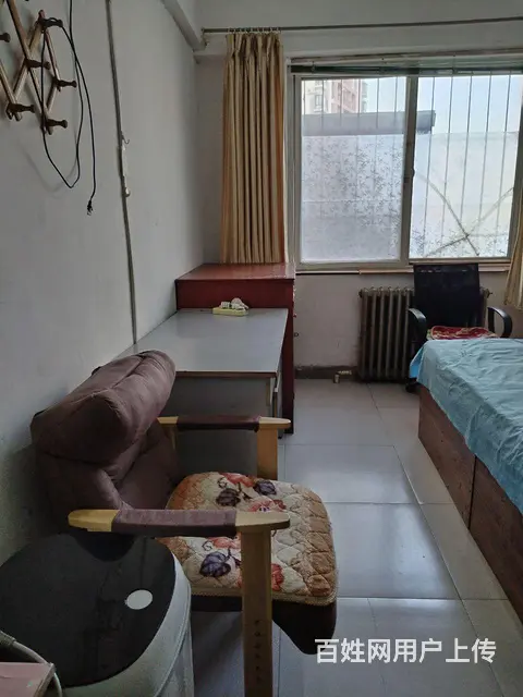 辽大地铁口 三楼 拎包入住 - 图片 1