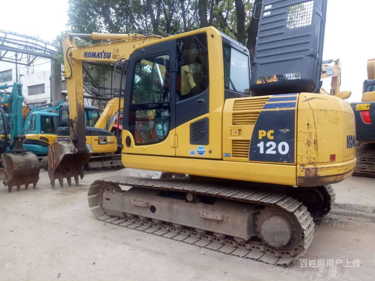 二手挖掘机原装进口小松120-8,2018年报关