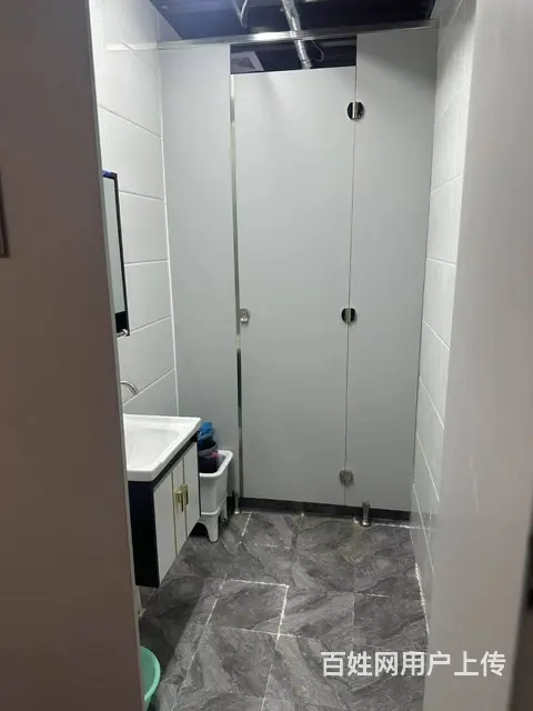 城北区柴达木路空铺(房东）出租（餐饮和超市不可做） - 图片 3