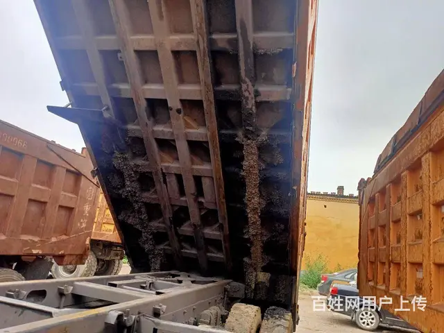 出售17年8月德龙天马大箱后八轮自卸车 380马力 - 图片 4