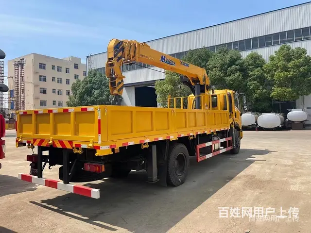 东风D1单桥8吨直臂随车吊 全国联保 - 图片 3